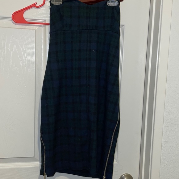 Zara Dresses & Skirts - Dark green tartan Zara dress